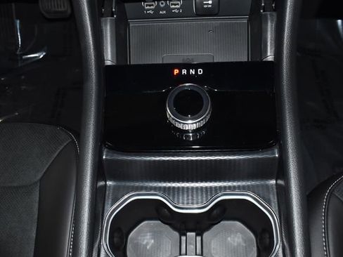 New 2025 Jeep Grand Cherokee Altitude image 19