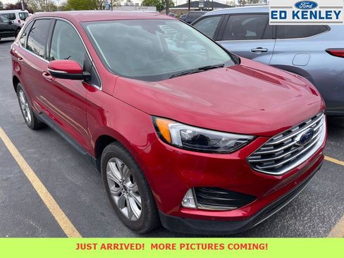Used 2024 Ford Edge Titanium image 1