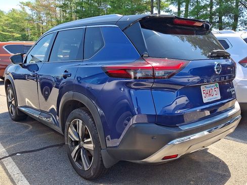 Used 2021 Nissan Rogue Platinum AWD/4WD image 3