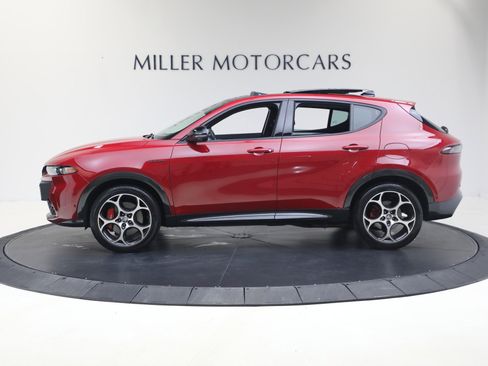 Used 2024 Alfa Romeo Tonale Veloce image 2