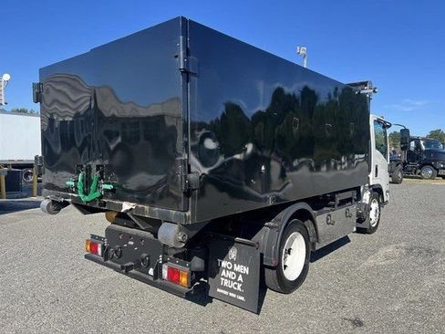 Used 2024 Chevrolet Low Cab Forward image 8