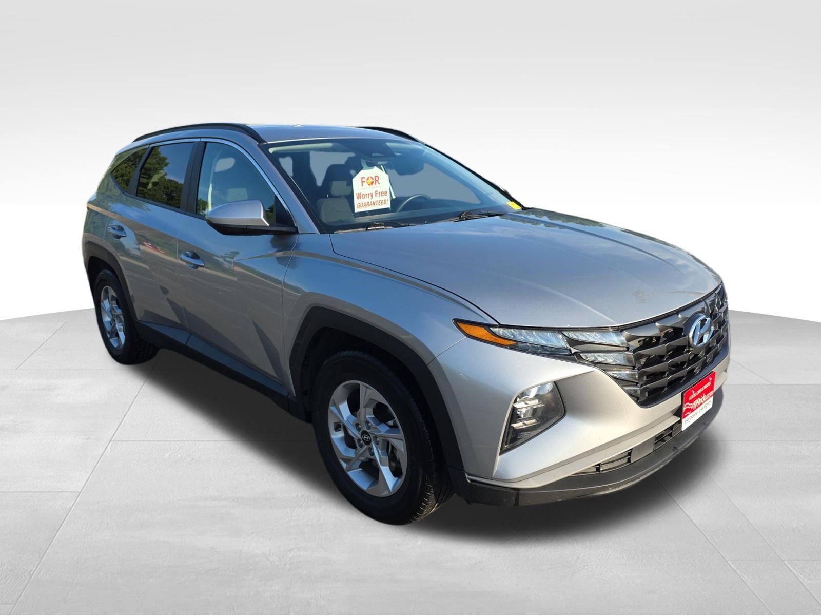 Used 2024 Hyundai Tucson SEL FWD image 2