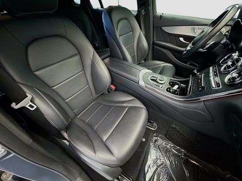 Used 2019 Mercedes-Benz GLC 300 4MATIC Coupe image 15