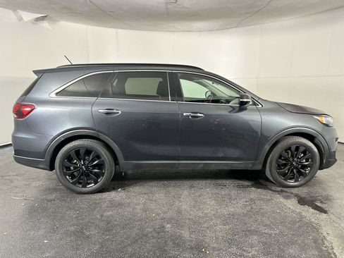 Used 2020 Kia Sorento S image 13