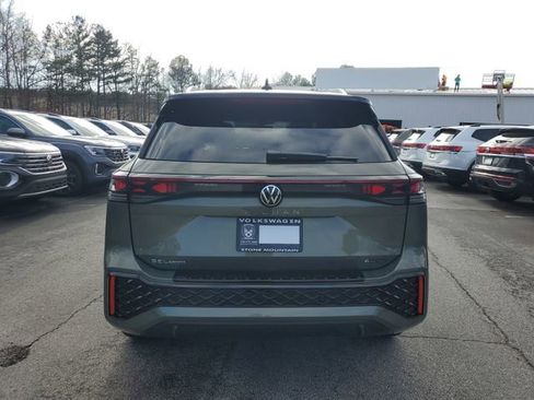 New 2026 Volkswagen Tiguan SEL R-Line image 5