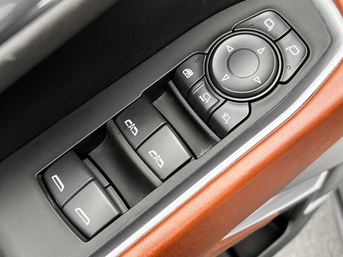 Used 2024 GMC Sierra 2500 Denali Ultimate w/ Max Trailering Package image 29