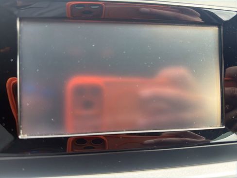 Used 2016 Toyota Highlander LE FWD image 11