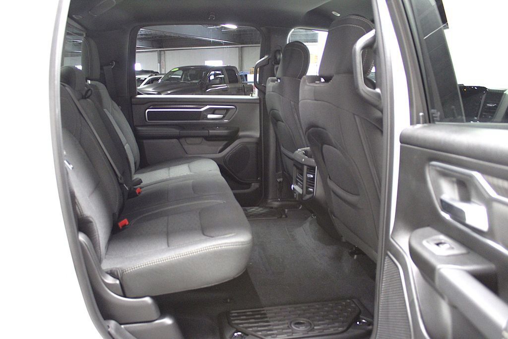 New 2026 RAM 1500 Big Horn AWD/4WD image 32