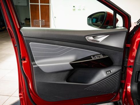 Used 2023 Volkswagen ID.4 Pro S image 22