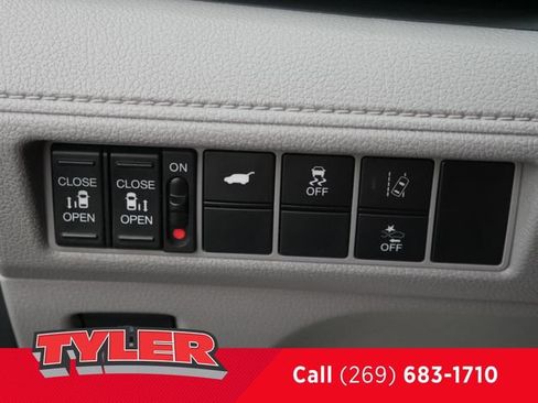 Used 2018 Honda Odyssey EX-L image 23
