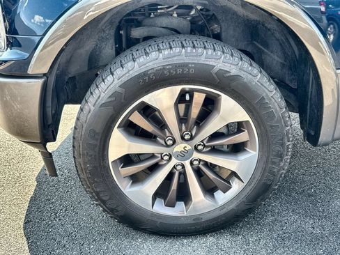 Used 2019 Ford F150 King Ranch w/ Equipment Group 601A Luxury AWD/4WD image 10