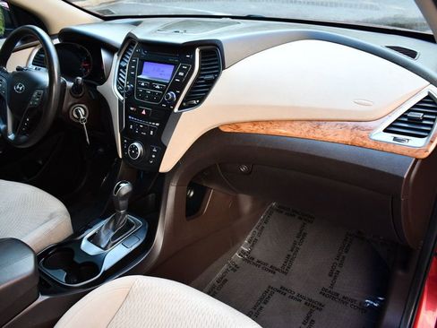 Used 2015 Hyundai Santa Fe Sport image 19
