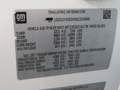 Used 2022 Chevrolet Silverado 1500 LT w/ Z71 Off-Road Package image 28