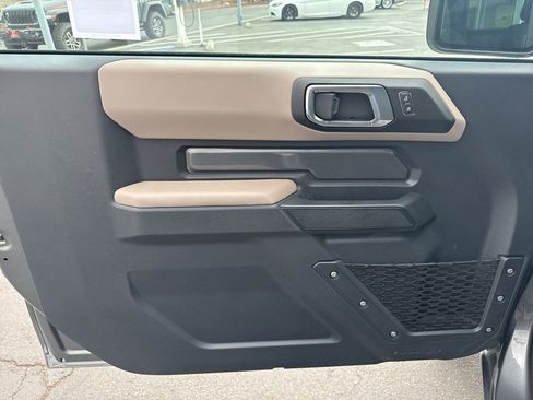 Used 2022 Ford Bronco Big Bend image 12