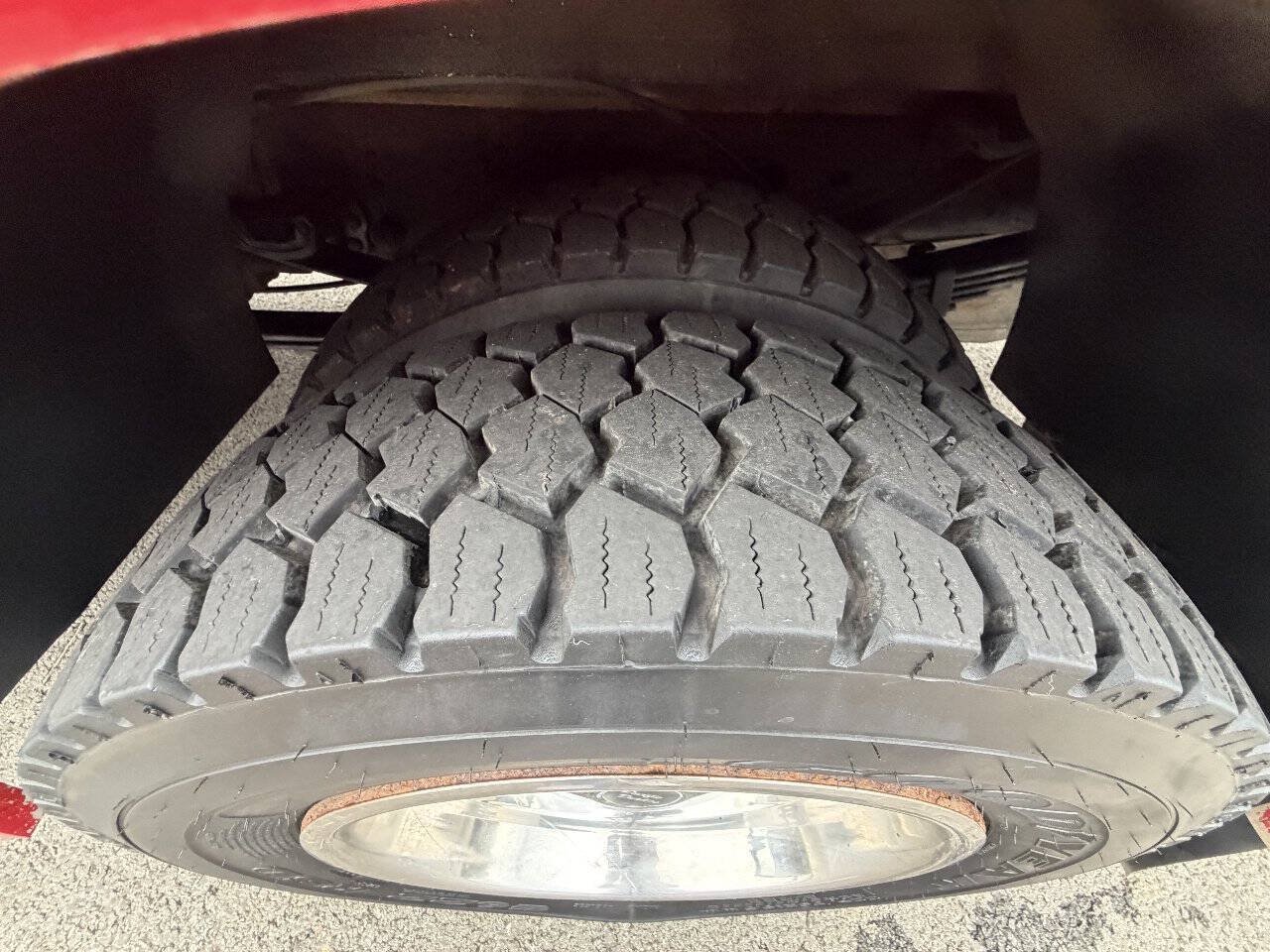 Used 1999 Ford F450 4x4 Regular Cab Super Duty image 88