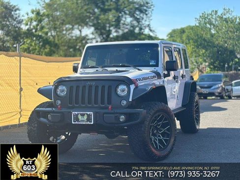 Used 2018 Jeep Wrangler Unlimited Rubicon AWD/4WD image 1