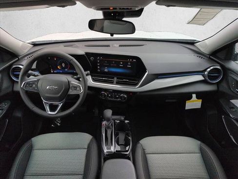 New 2026 Chevrolet Trax LT w/ Driver Confidence Package FWD image 14