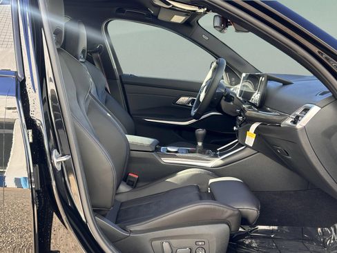 New 2026 BMW M3 w/ Executive Package image 28