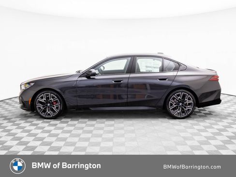 New 2026 BMW 530i xDrive w/ Executive Package image 2