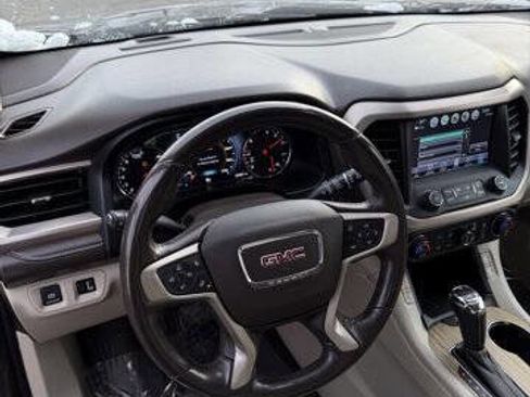 Used 2019 GMC Acadia Denali w/ Technology Package image 11