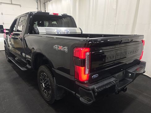 Used 2025 Ford F350 Platinum AWD/4WD image 4