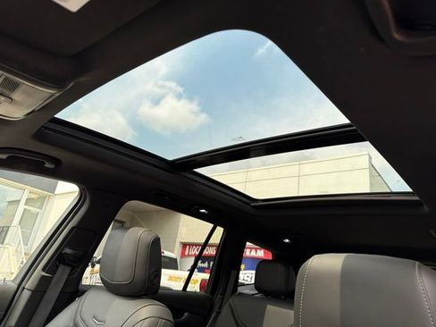 Used 2020 Cadillac XT6 Premium Luxury AWD/4WD image 25