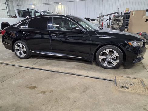 Used 2018 Honda Accord EX-L image 9