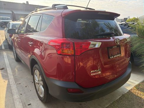 Used 2015 Toyota RAV4 Limited w/ Technology Package image 7