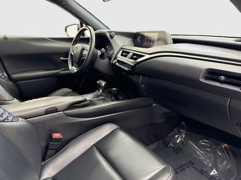 Used 2020 Lexus UX 200 w/ Accessory Package 2 FWD image 41