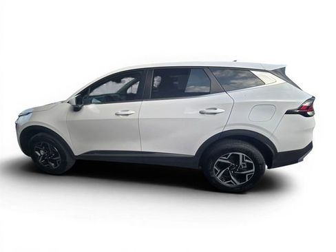 Used 2025 Kia Sportage LX AWD/4WD image 7