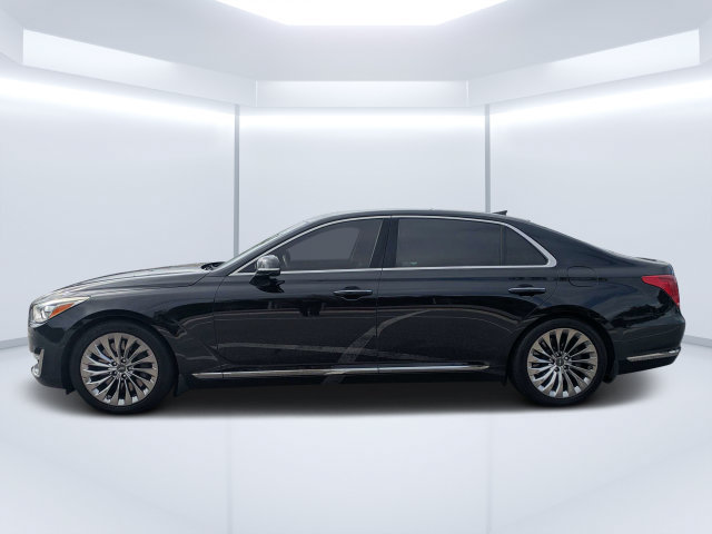 Used 2017 Genesis G90 3.3T Premium RWD image 6