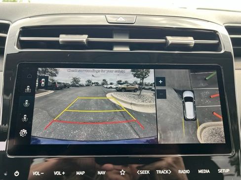 Used 2022 Hyundai Tucson Limited AWD/4WD image 19