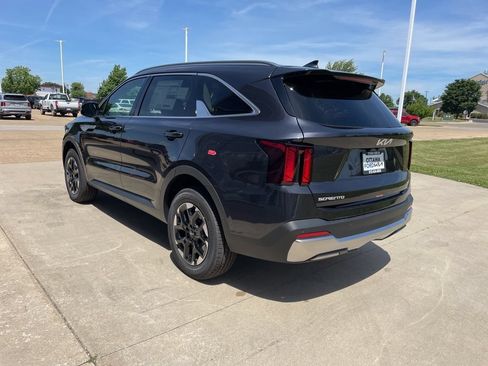 New 2026 Kia Sorento S AWD/4WD image 7
