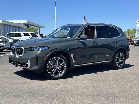 Used 2026 BMW X5 sDrive40i w/ Premium Package RWD image 2
