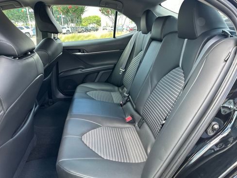 Used 2024 Toyota Camry SE FWD image 11