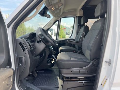 Used 2025 RAM ProMaster 1500 w/ Crew Van Package image 14