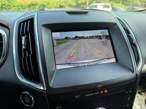 Used 2020 Ford Edge Titanium w/ Equipment Group 301A FWD image 20
