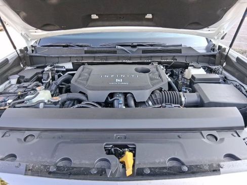New 2026 INFINITI QX80 4WD image 31