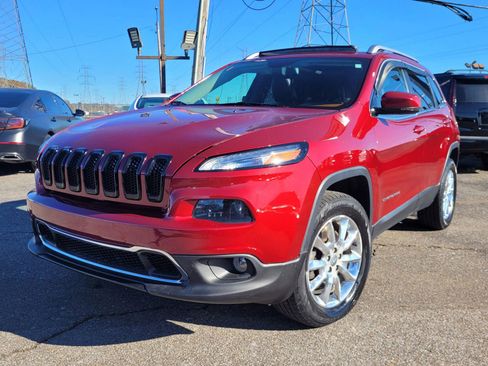 Used 2015 Jeep Cherokee Limited w/ Luxury Group image 3