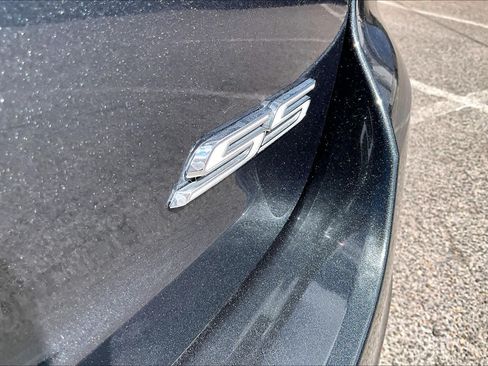 Used 2017 Chevrolet SS RWD image 10