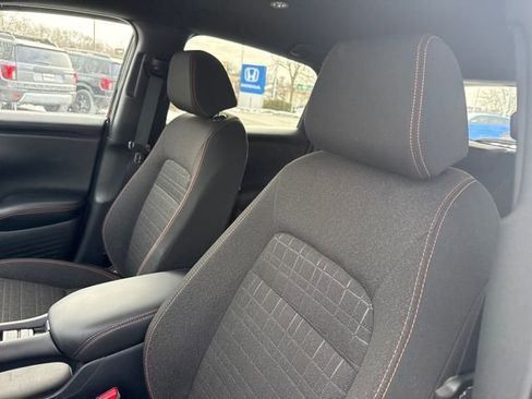 Certified 2025 Honda HR-V Sport image 12