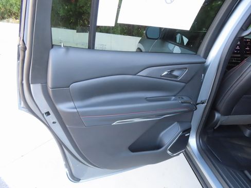 New 2026 Chevrolet Traverse Z71 w/ Enhanced Driving Package image 28