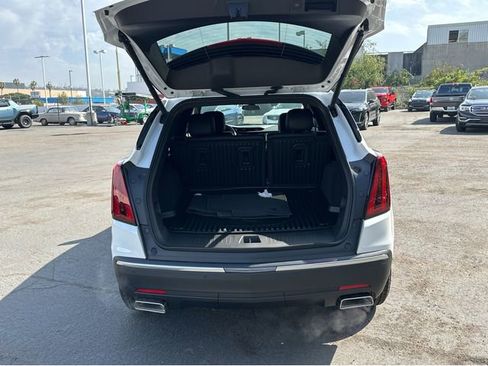 New 2025 Cadillac XT5 Luxury image 31