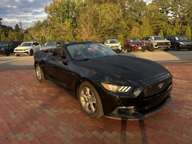Used 2017 Ford Mustang Convertible w/ Equipment Group 051A RWD image 22