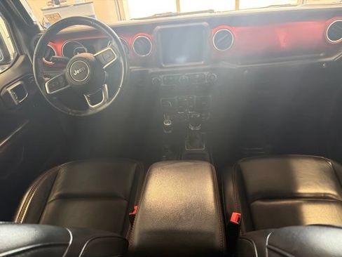 Used 2021 Jeep Wrangler Unlimited Rubicon AWD/4WD image 17