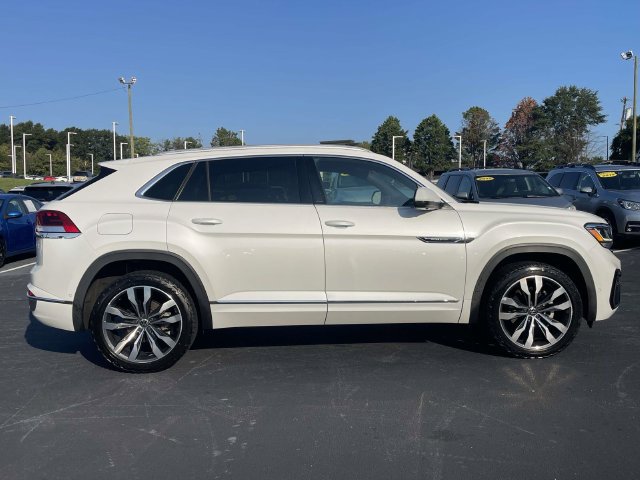 Used 2022 Volkswagen Atlas Cross Sport SEL Premium R-Line AWD/4WD image 8