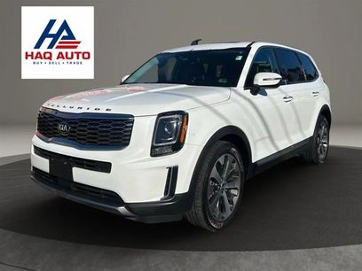 Used 2020 Kia Telluride S w/ S 8 Passenger Seating Package