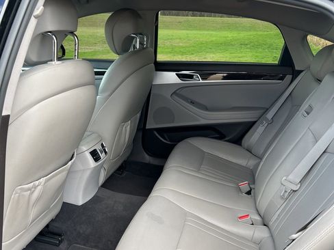 Used 2017 Genesis G80 3.8 image 18