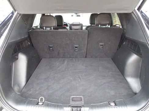 Used 2021 Ford Escape SEL image 34