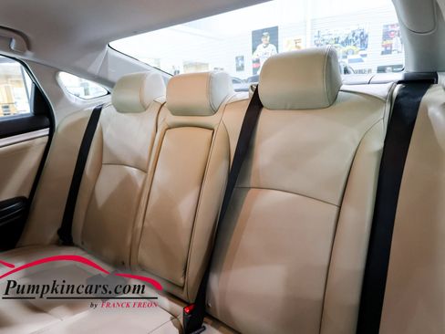 Used 2017 Honda Civic Touring image 20